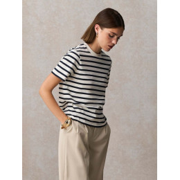 Футболка женская Legend Women, молочно-белая с темно-синим