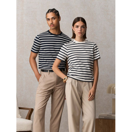 Футболка женская Legend Women, молочно-белая с темно-синим